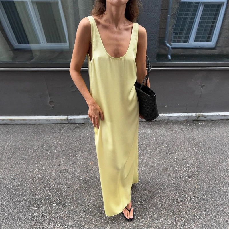 Sleeveless U Neck Loose Backless Maxi Dress