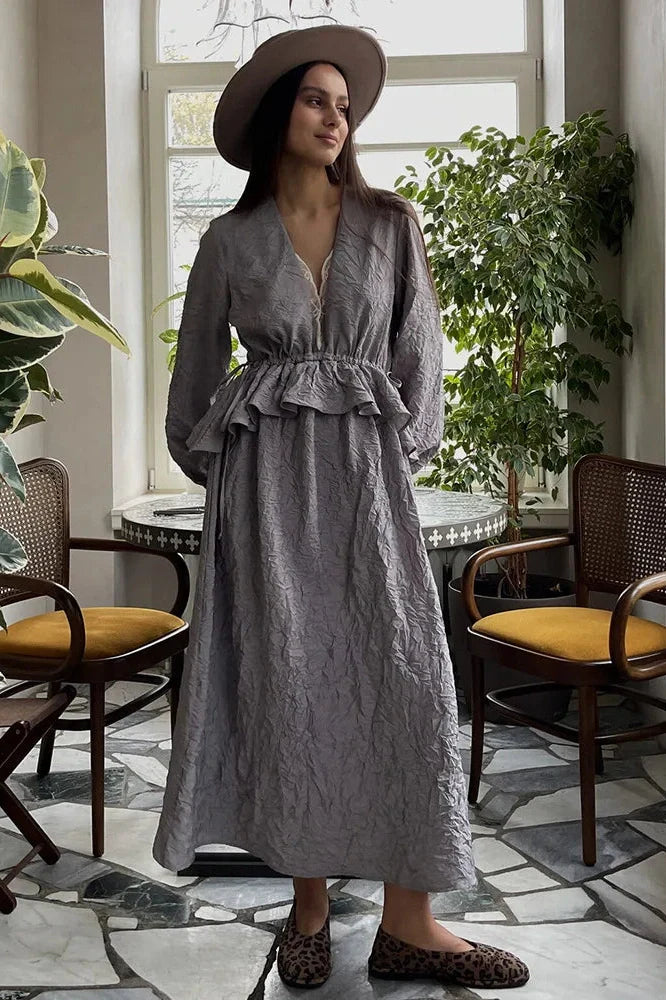 Lantern Sleeves Lace V-Neck Midi Dress