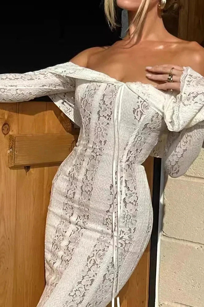Lace Off-shoulder Strapless Long Sleeve Backless Maxi Dress