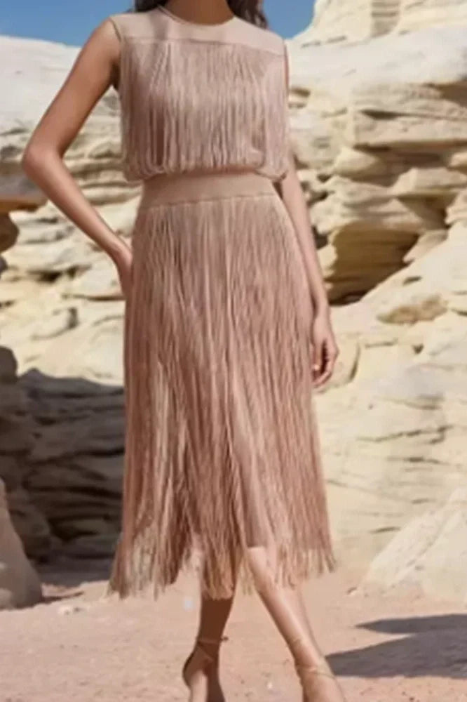 Hollow Out Sleeveless Pleated O-Neck Midi Dress