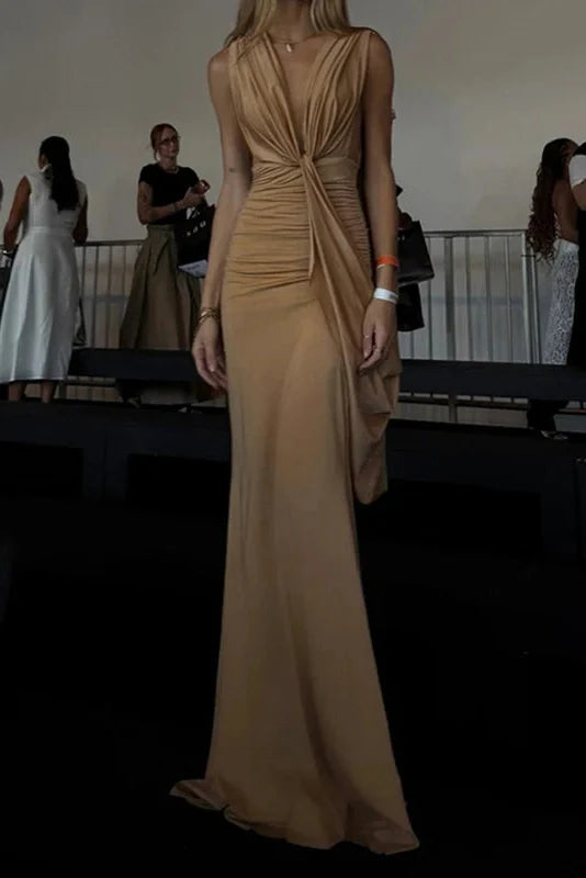 Hollow Out Deep V-Neck Sleeveless Slim Maxi Dress