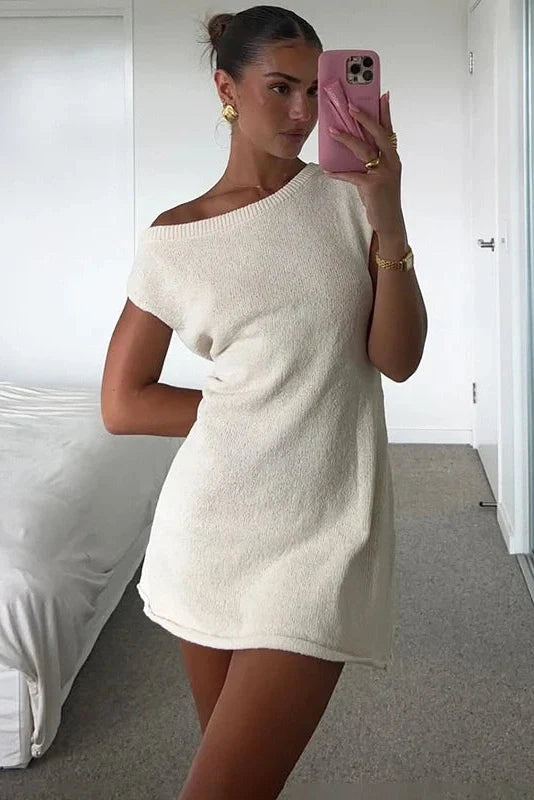 Elegant Knitted One-Shoulder Slim Mini Dress