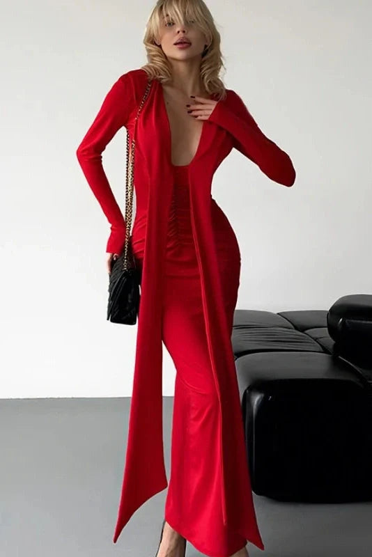 Elegant Pleated V-Neck Maxi Dress