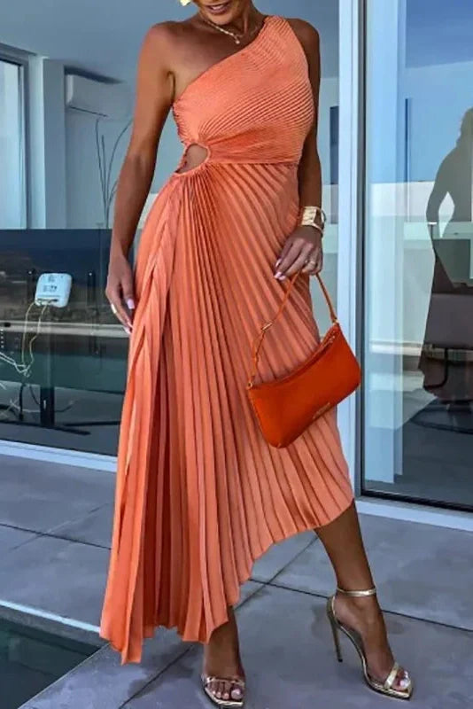 Hollow Out One Shoulder Slim Fit Pleated Maxi Dress