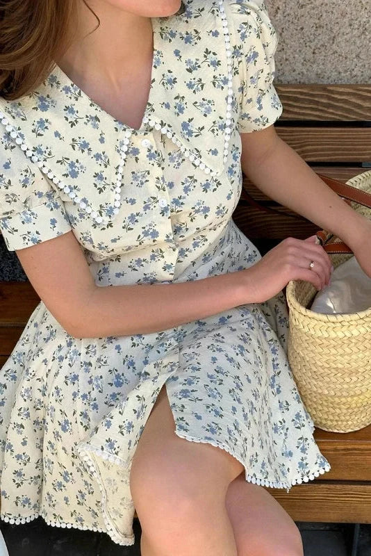 Elegant Floral Short-Sleeved Slim Single-Breasted Mini Dress