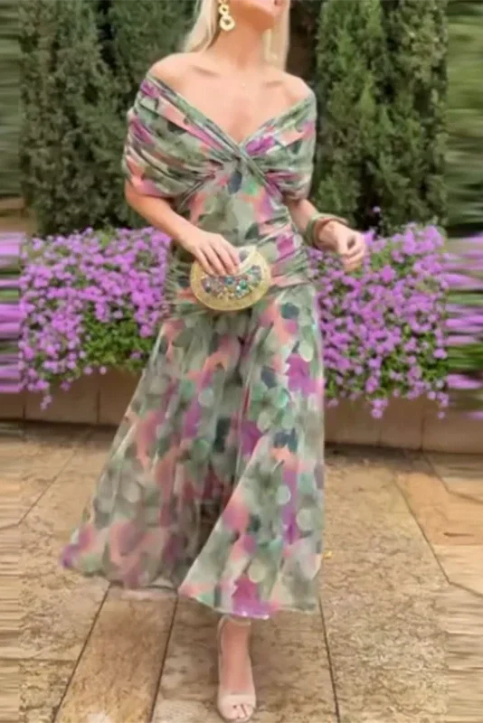 Elegant Pleated Printed Maxi Dress