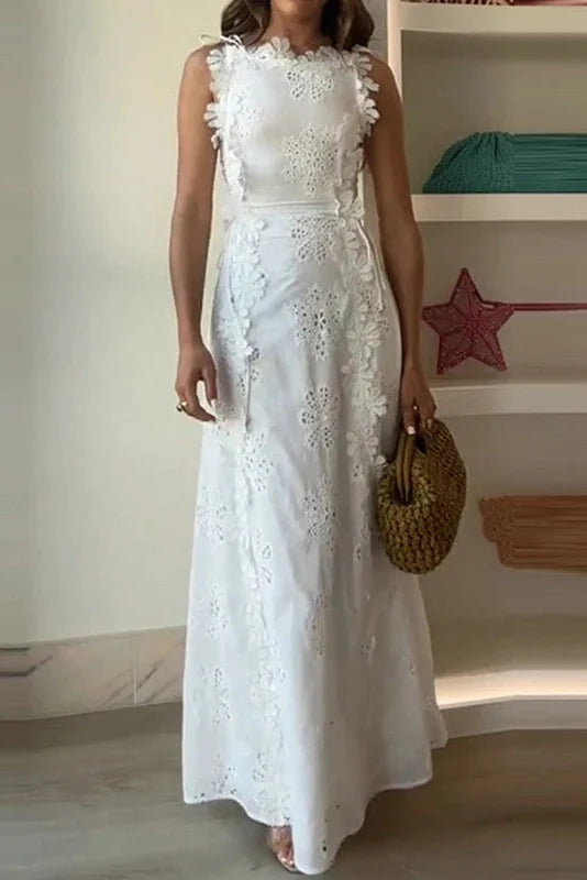 Elegant Hollow Out Lace Embroidery Sleeveless Maxi Dress