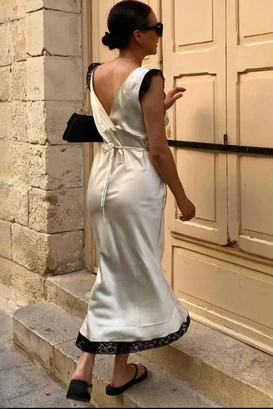 Hollow Out V-Neck Patchwork Sleeveless Lace-Up Midi Dress